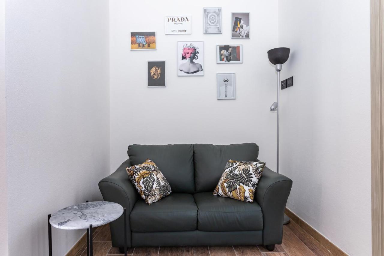 Living G Room Cagliari Dış mekan fotoğraf